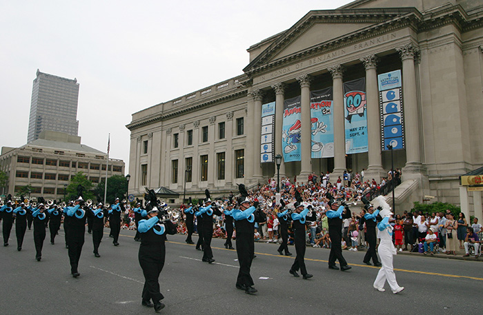 4th of July Parade passing Franklin Institute, Philadelphia