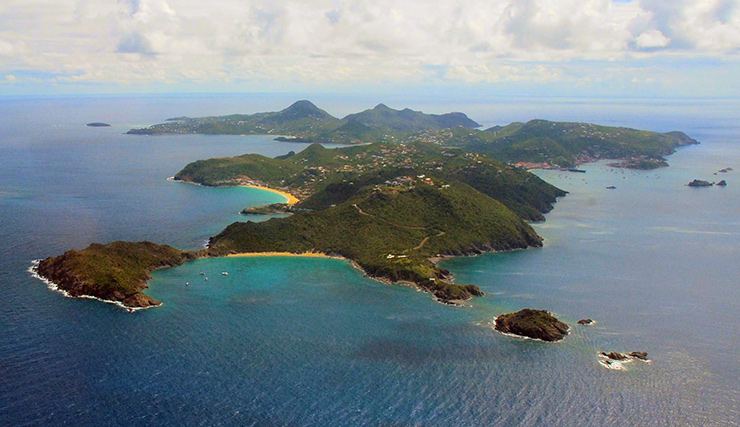 Aerial view of St. Barths; credit Starus