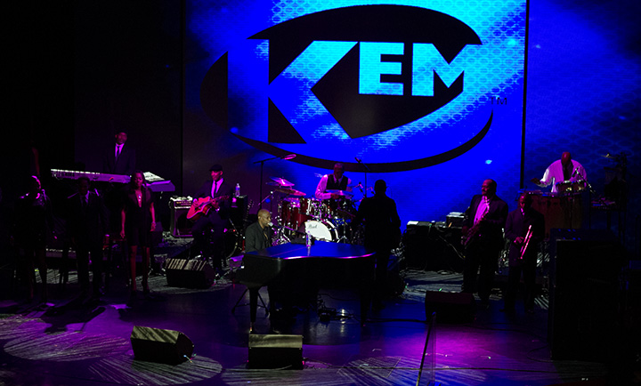 KEM performing on Fantastic Voyage 2014