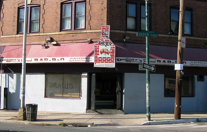 Dwight's Southern Bar-B-Q, Philadelphia Restaurants