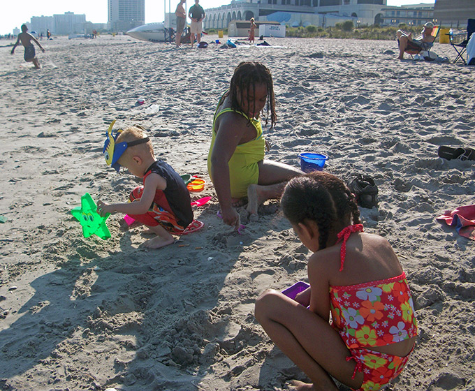 Kids at the beach, Atlantic City Beaches