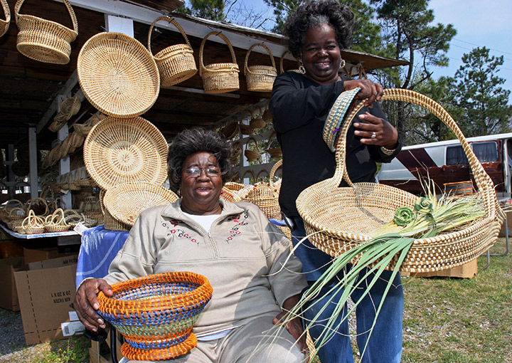 Sisters selling sweetgrass baskets in Charleston, Trivia