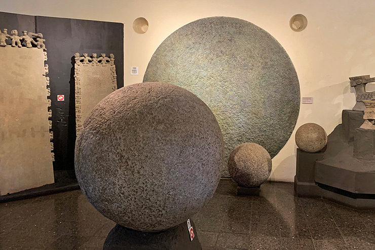 Ancient discuss spheres, Costa Rica History