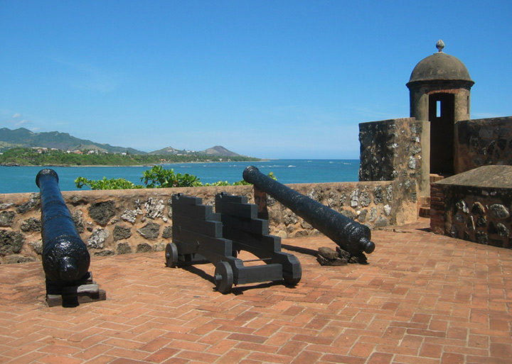 Fort San Felipe canons guarding the Puerto Plata harbor